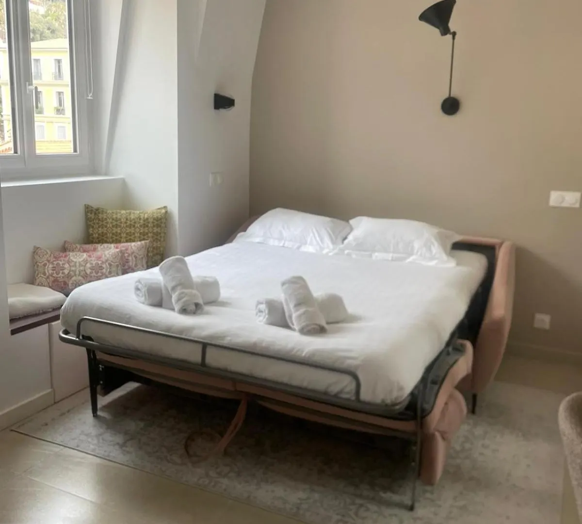 Studio De Charme Proche Gare Menton 0*,